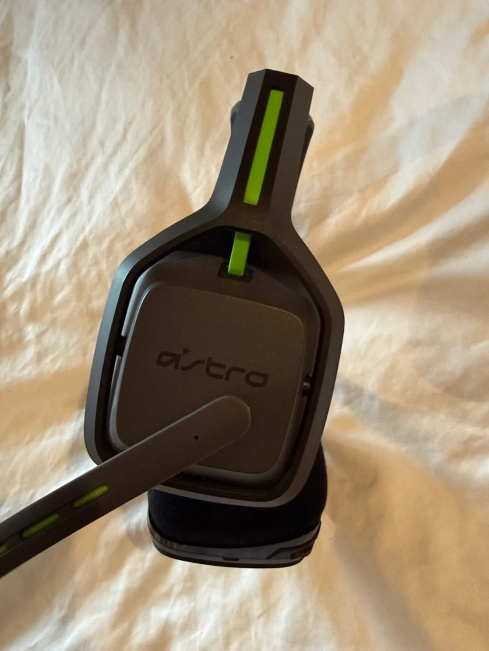 Astro A20 Wireless Gaming Headset - black & Green - Picture 3 of 6